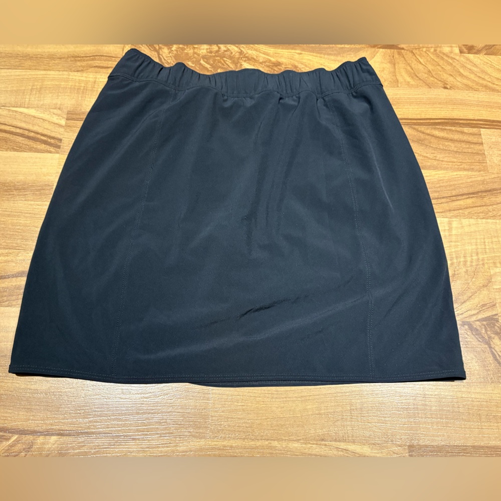 Patagonia Women's Fleetwith Skort Black Size XS Missing Drawstring - Picture 8 of 10